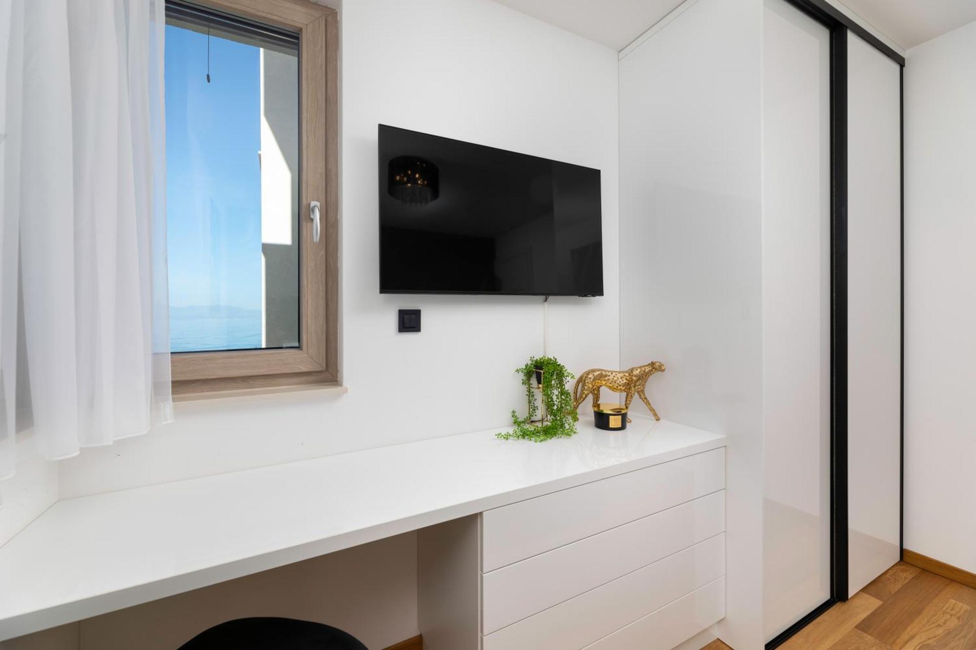 Villa Njivice Apartman Marina エクステリア 写真