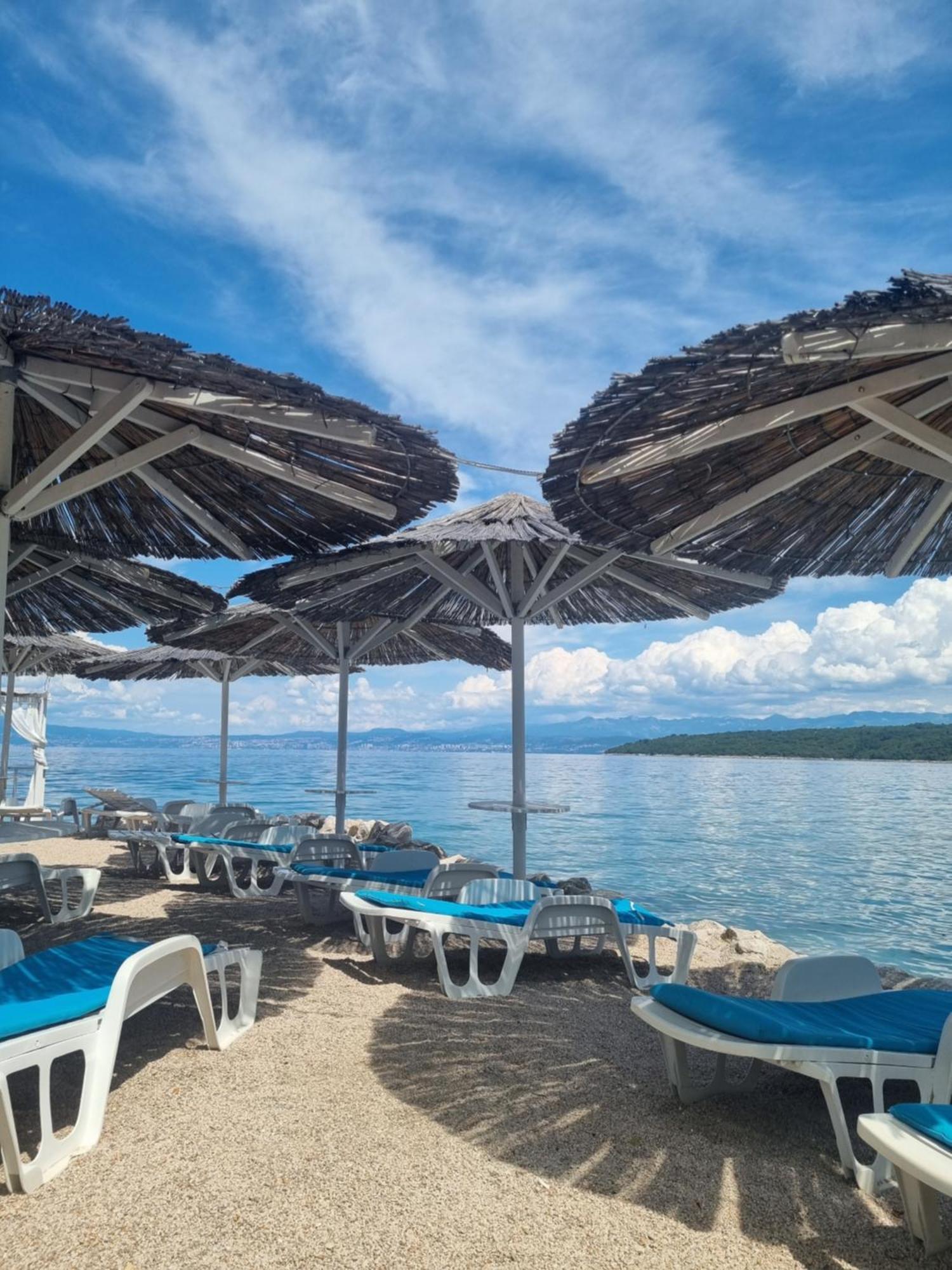Villa Njivice Apartman Marina エクステリア 写真