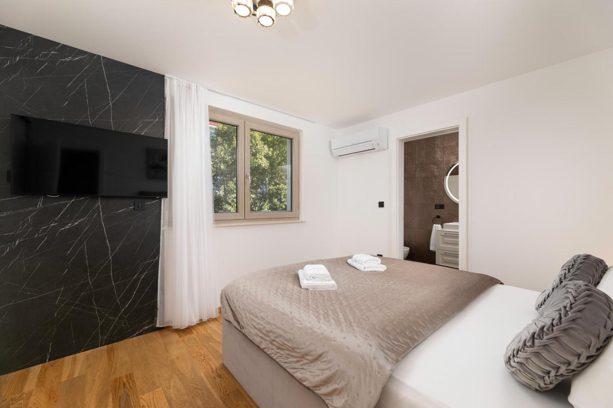 Villa Njivice Apartman Marina エクステリア 写真