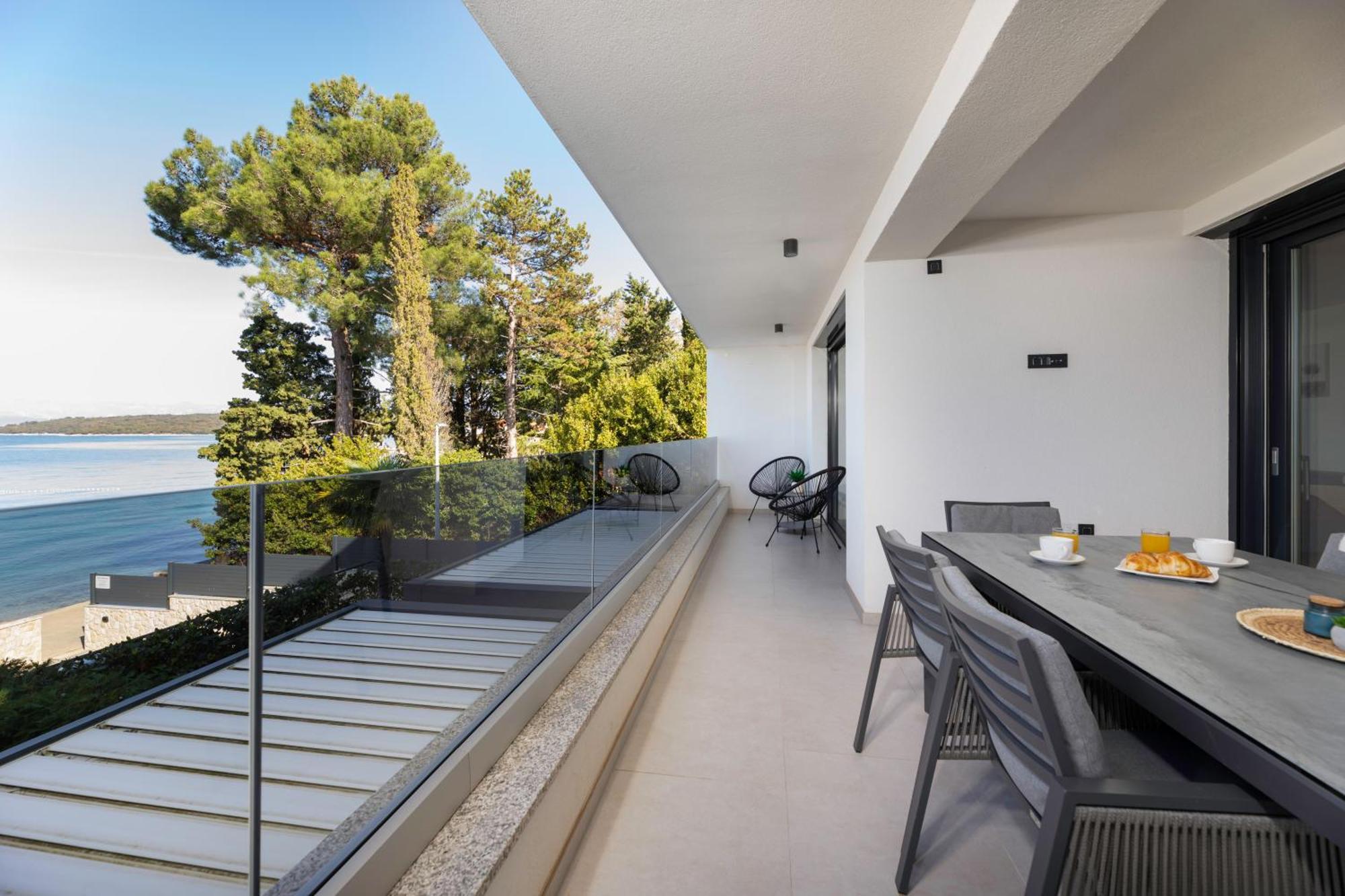 Villa Njivice Apartman Marina エクステリア 写真